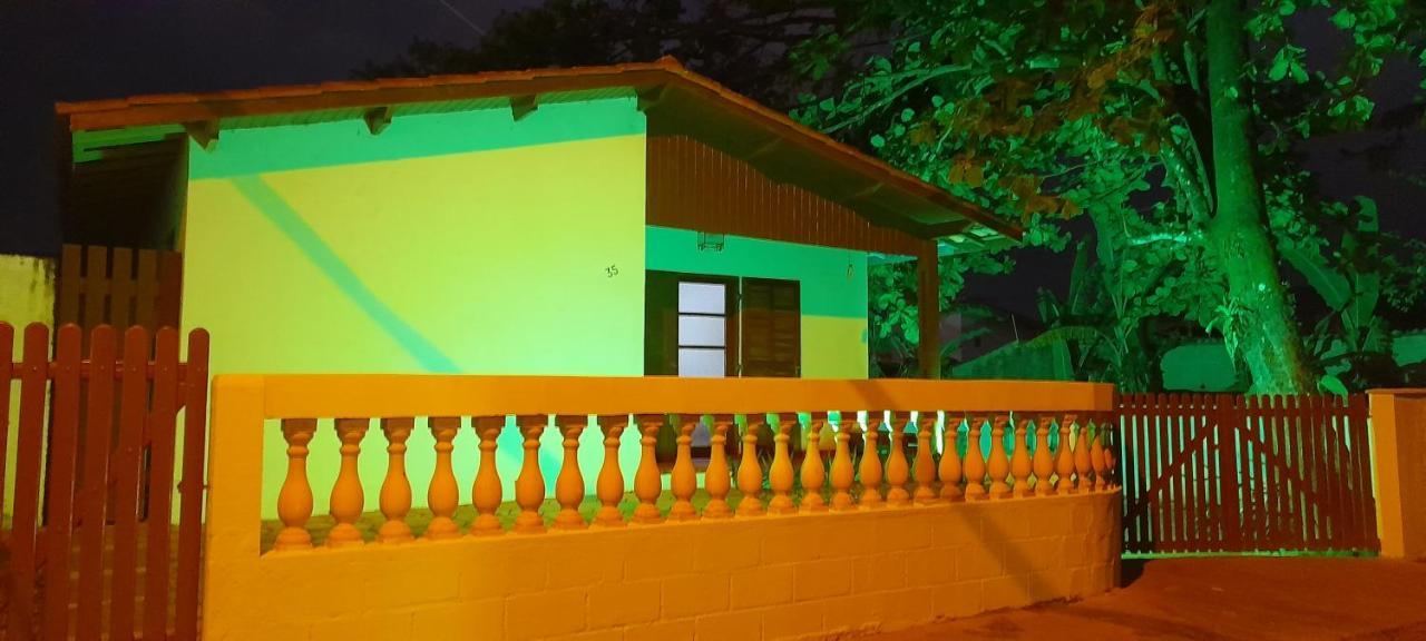 Hostel 3.5 Ubatuba Ngoại thất bức ảnh